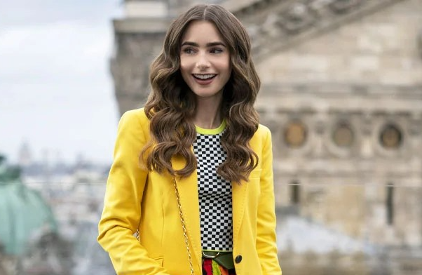 Does Emily stay in Paris or return to Chicago? ‘Emily in Paris’ question answered