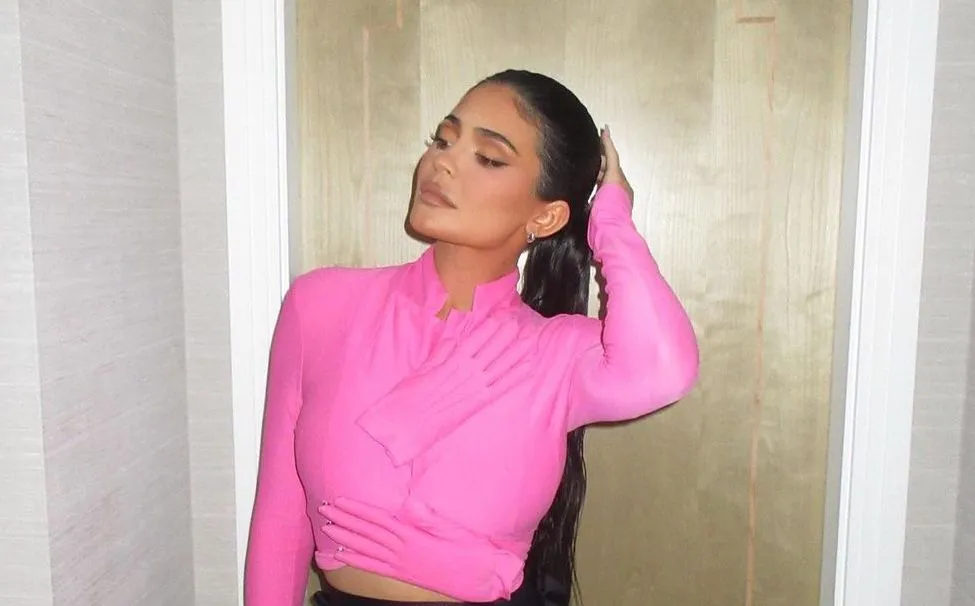 Kylie Jenner updates: Travis Scott’s jealousy, Kylie’s emotional breakdown, & the ABC song