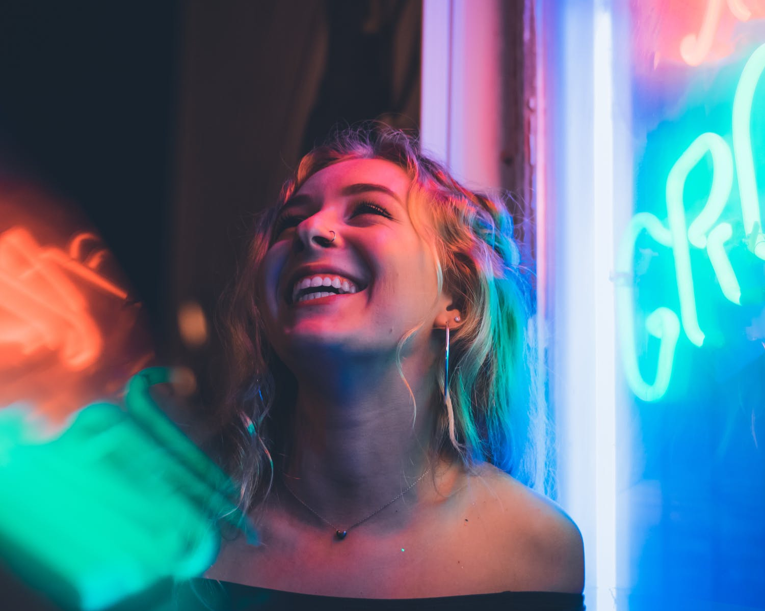 Why Las Vegas nightlife is equally fun for locals and visitors