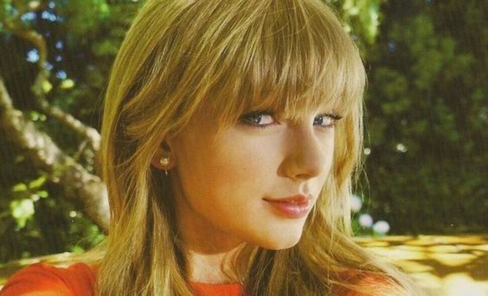 How generous is Taylor Swift with her money? Details