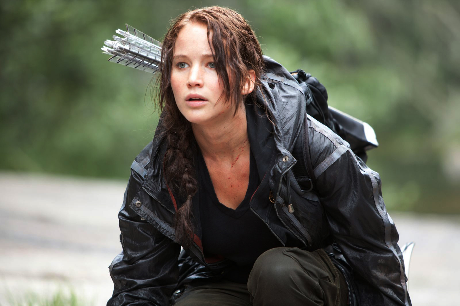 10 gifts every ‘Hunger Games’ fan should have