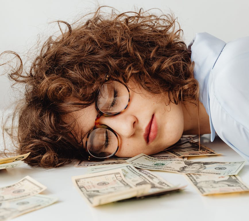 50/30/20 Budgeting Plan for the girlies who are tired of stressing over money