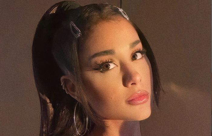 Social media users react to “Yes, And?” by Ariana Grande
