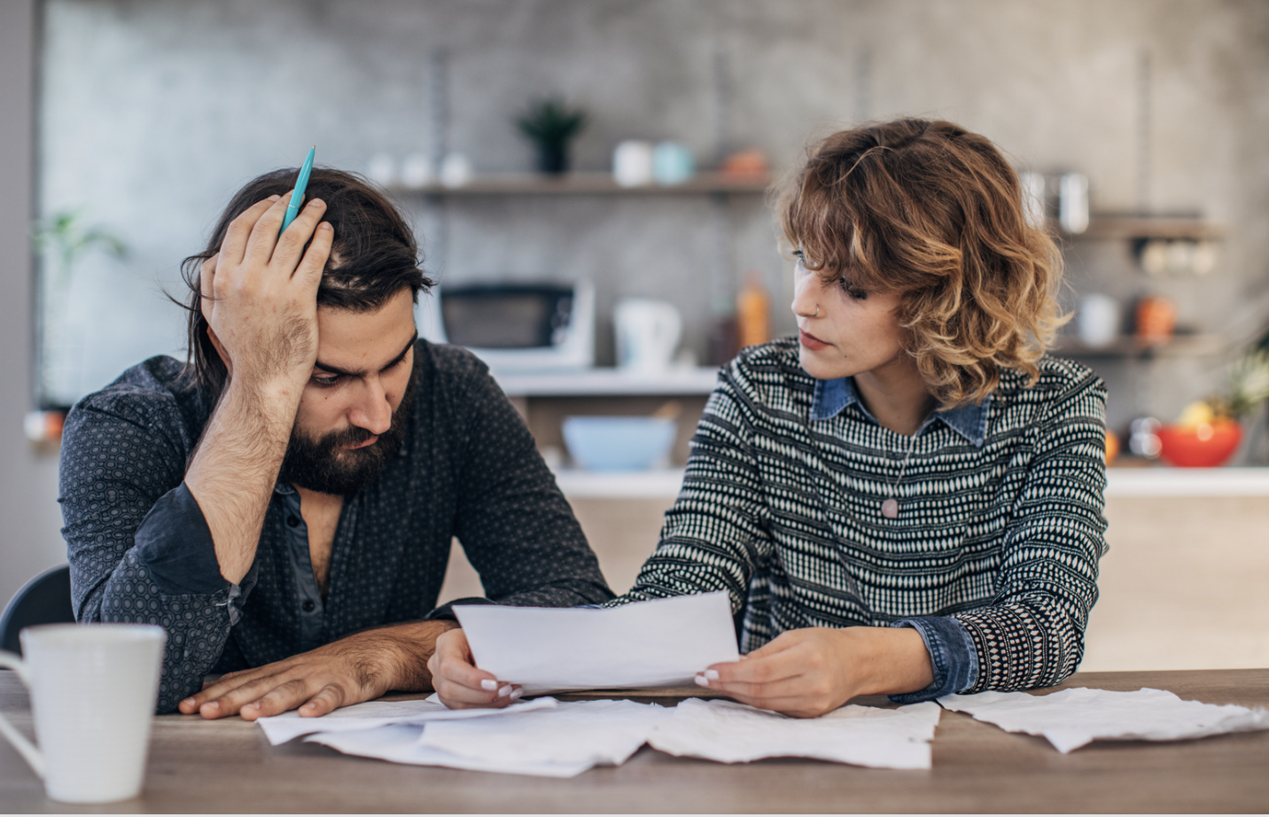 Newlyweds: Helpful advice for managing money as a married couple
