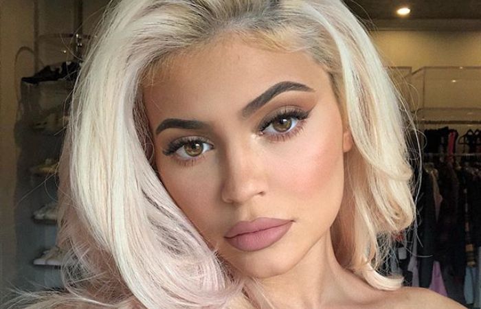 Kylie Jenner fans weigh in on her evolution from her Snapchat era until now 