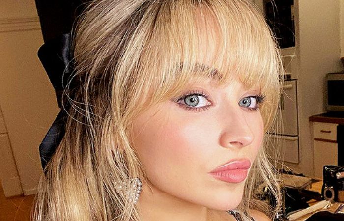 7 signs you act just like Sabrina Carpenter in romantic relationships