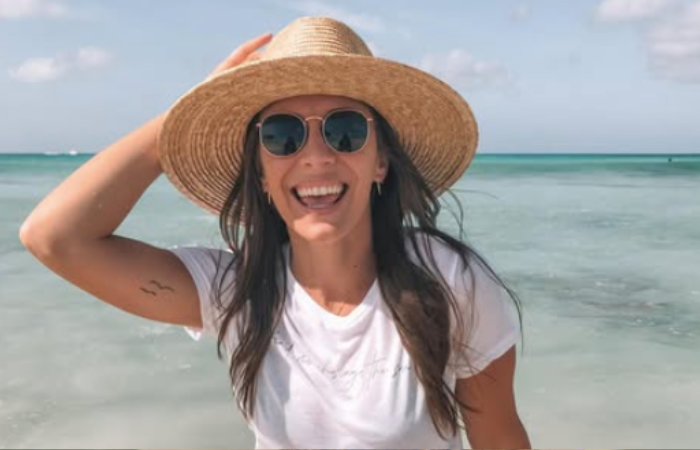 @LemonBubbly is here to remind you that you can travel with a 9-5
