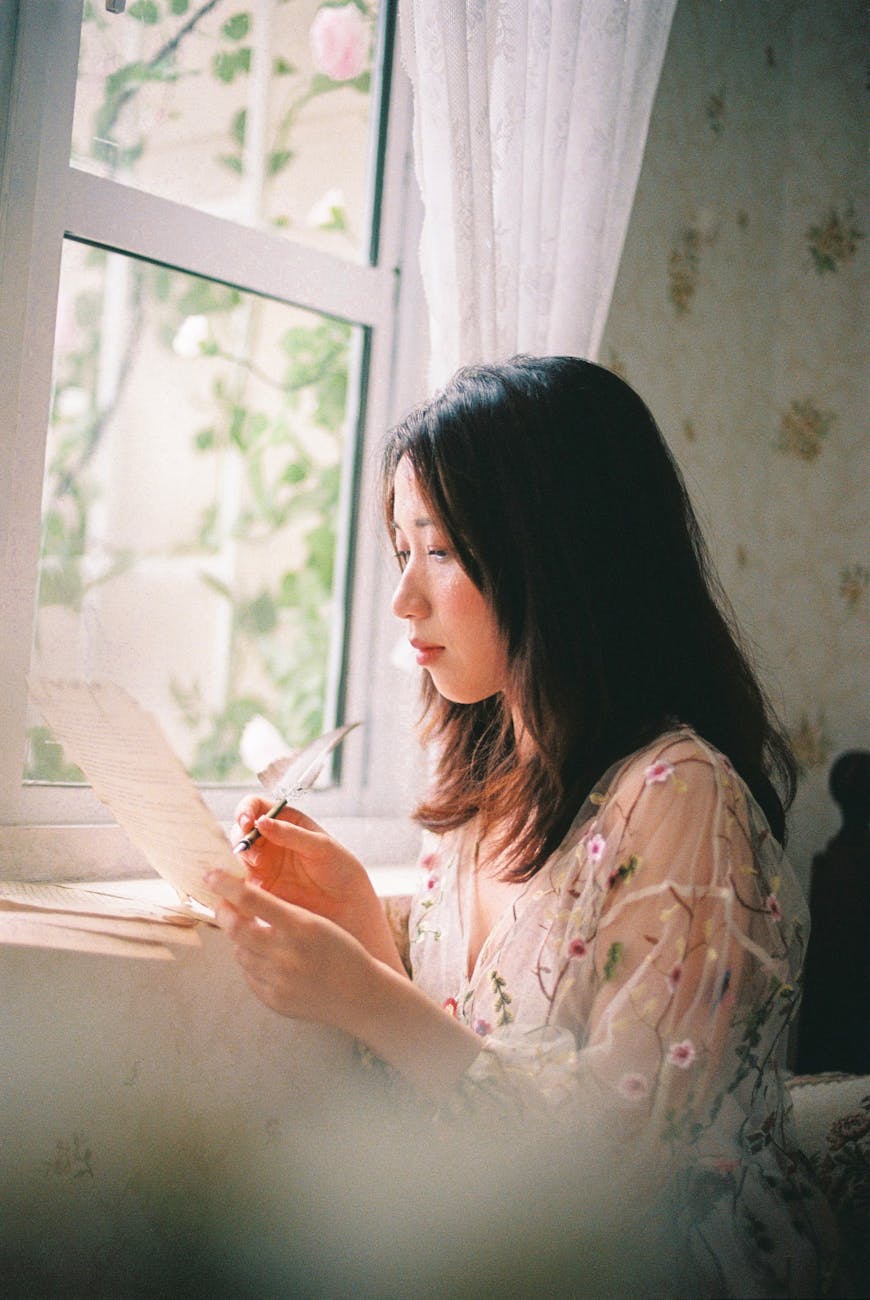 Thankful Thursdays: Why writing a heartfelt letter to your younger self can heal your present self