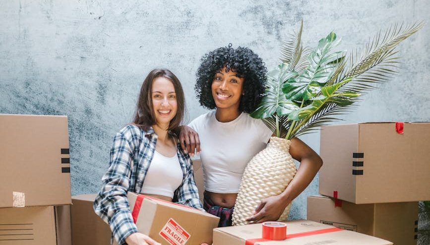 5 questions to ask your partner before moving in with him/her
