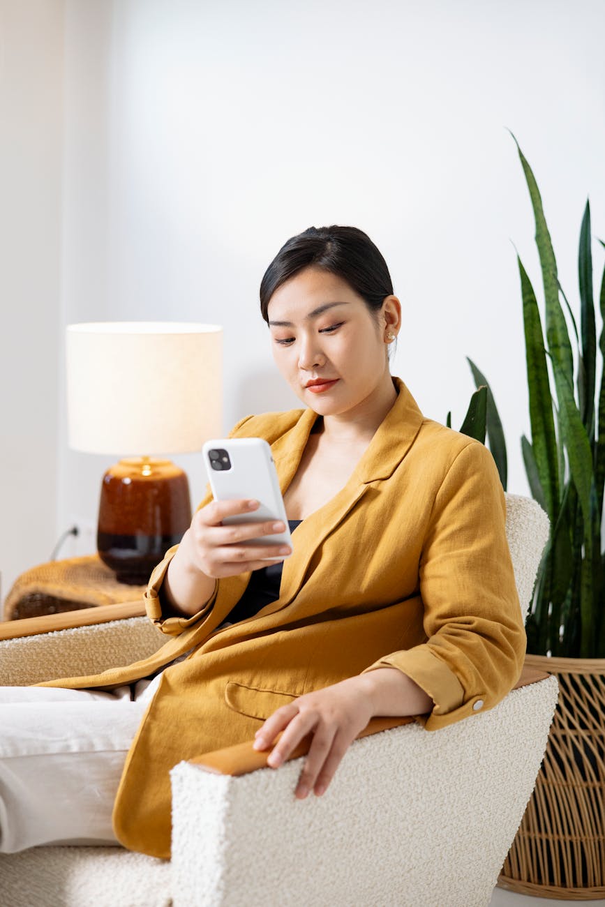 Manifesting true love? Stay informed about these WILD dating app stats