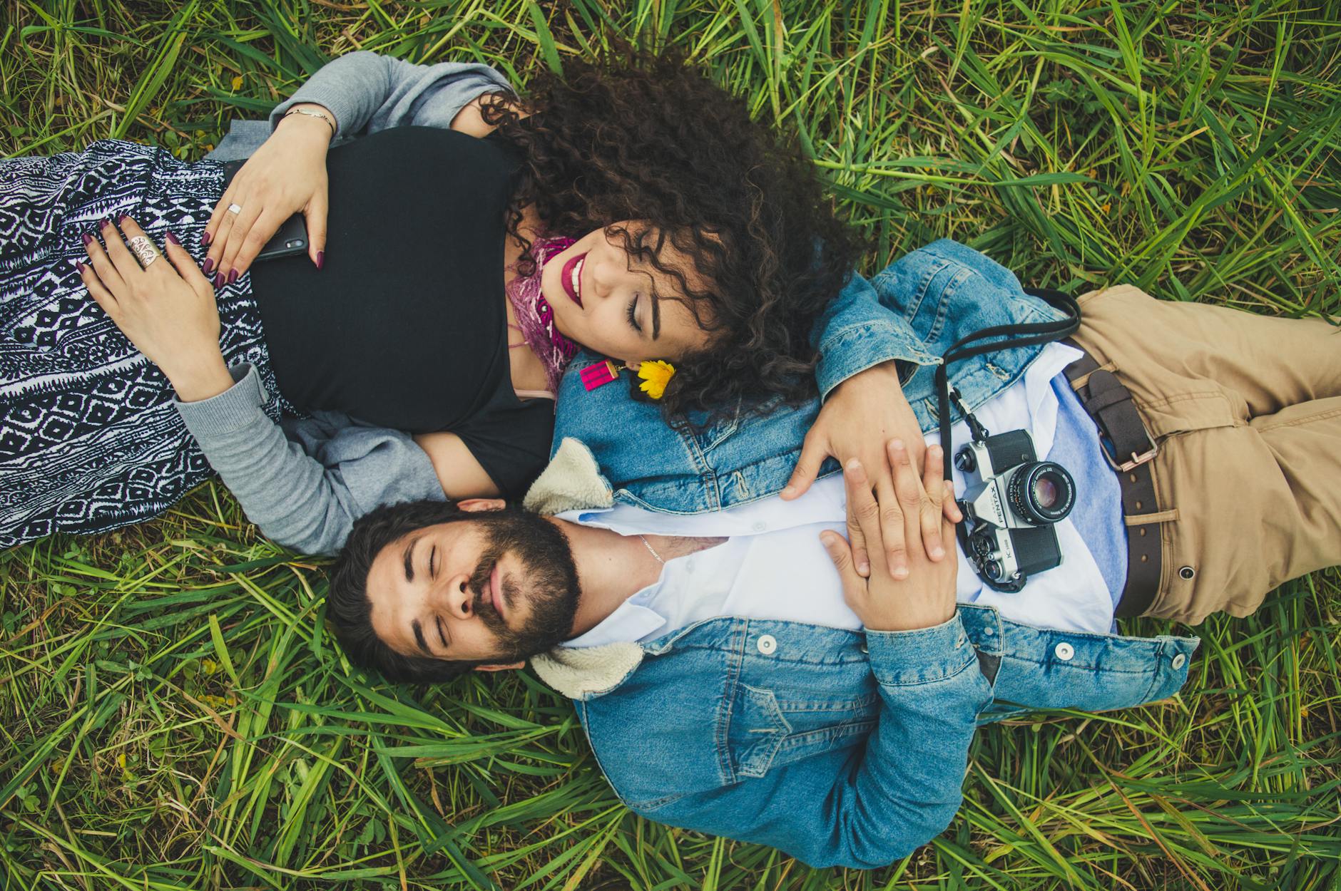 Gen Z’s latest dating lingo, decoded by experts