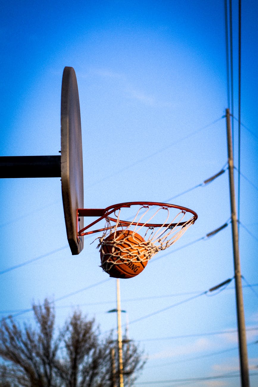 10 gifts for the basketball lover in your life