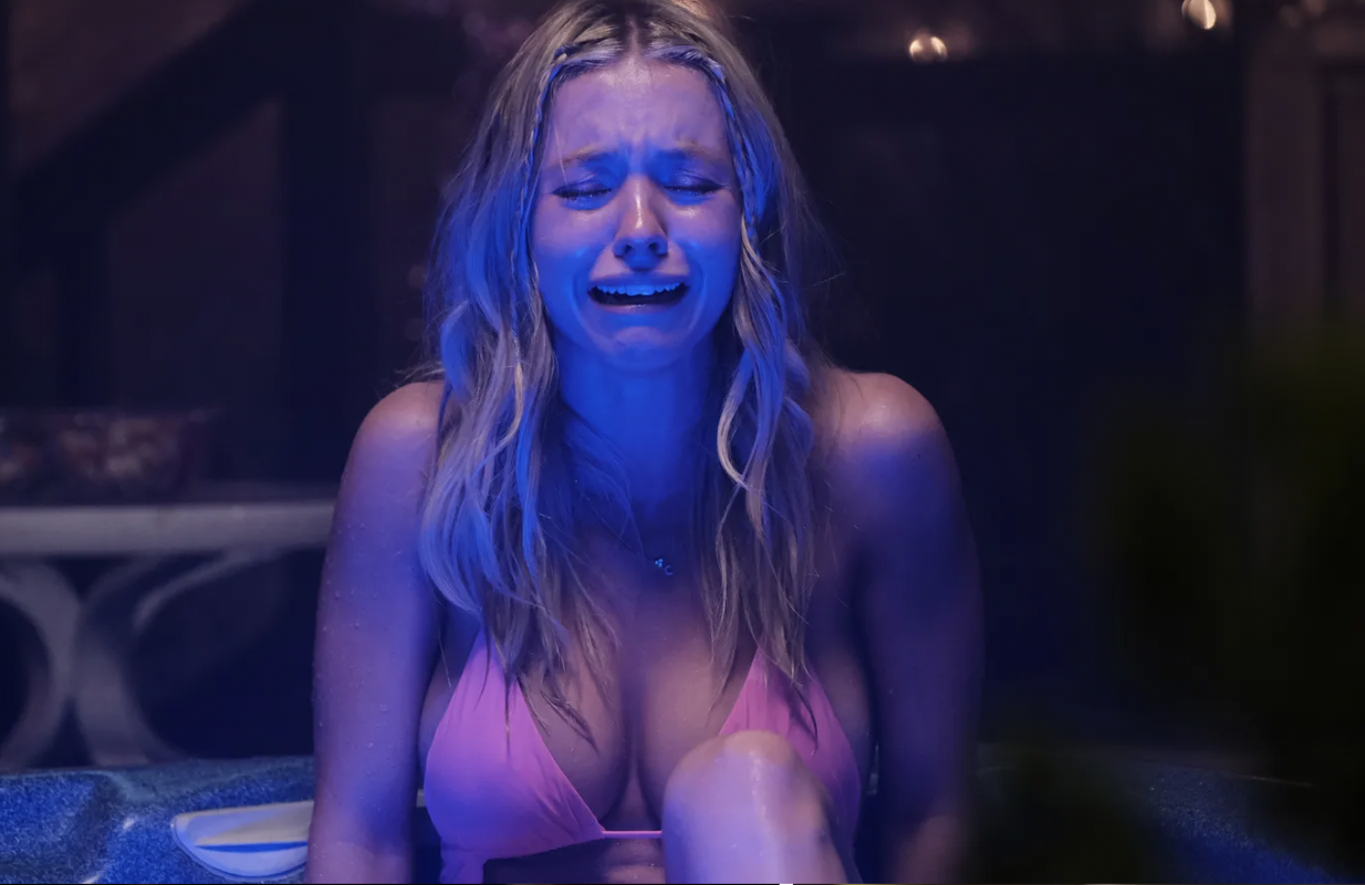 Why Cassie’s hot tub scene was so completely insane on Euphoria